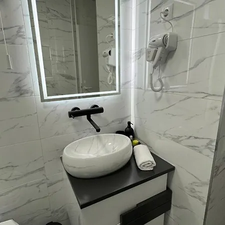Studio Apartman Gold Vukovar Exterior photo
