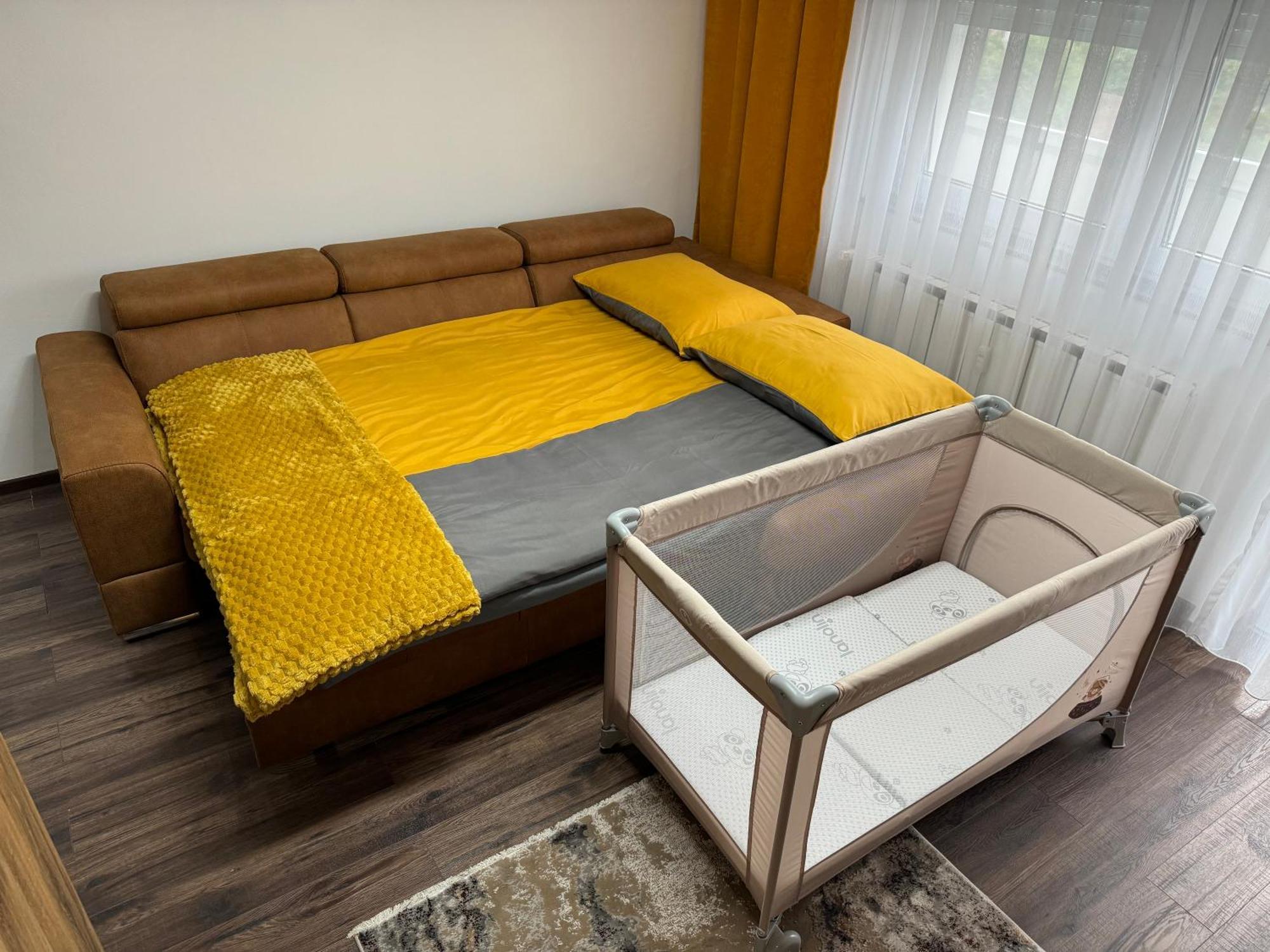 Gold Apartment *